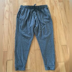 Nike dry fit men’s yoga pants